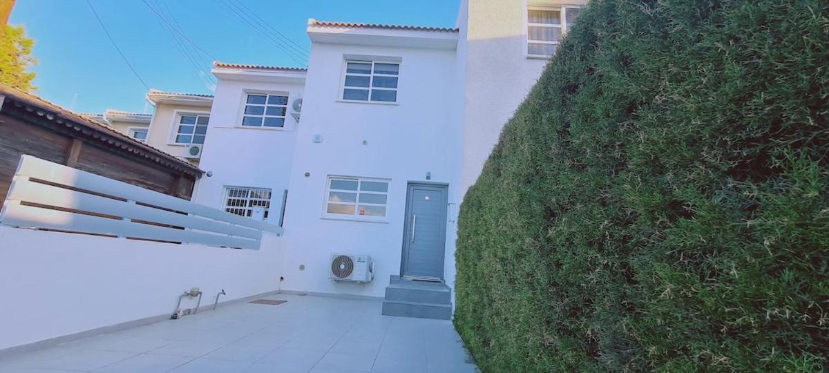 Stay Downtown Retreat Limassol Exterior photo